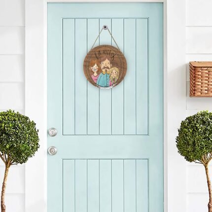 custom-Circular-wooden-hanging-board