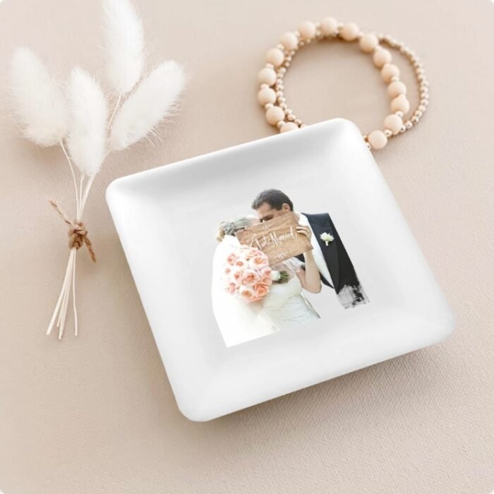 Custom-Ceramic-jewelry-tray